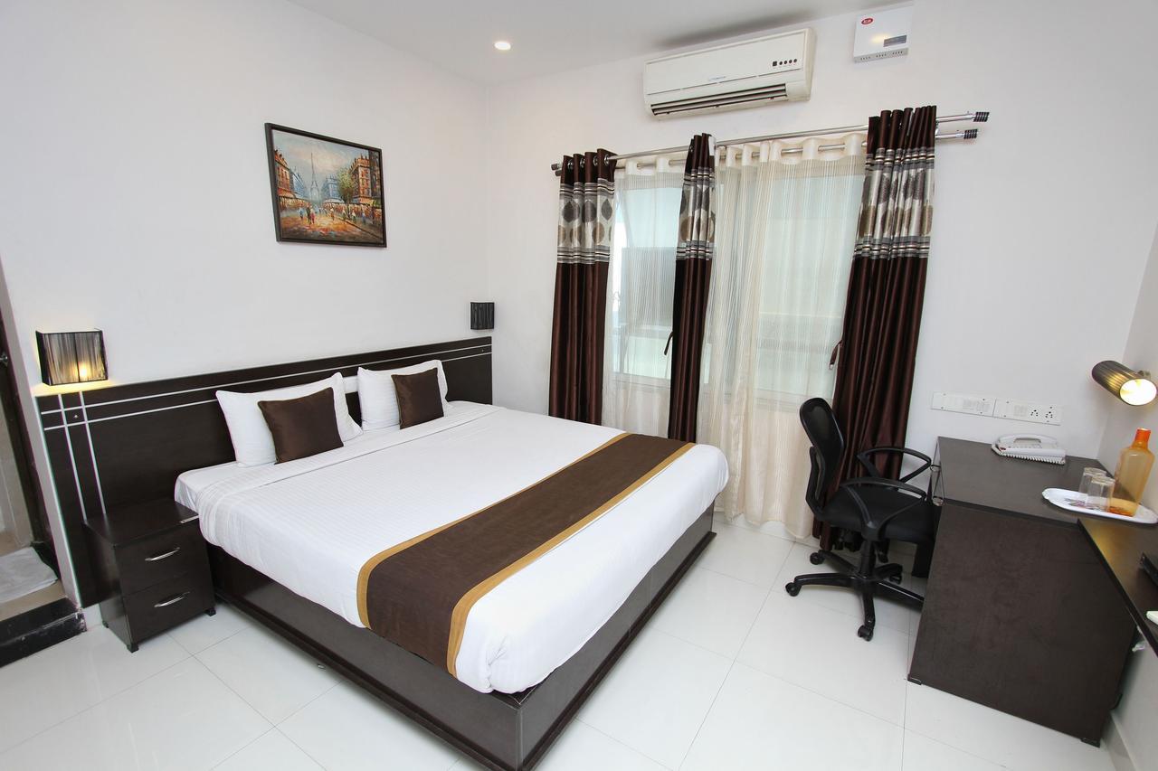Oyo 7463 Leo Suites Bengaluru Zewnętrze zdjęcie