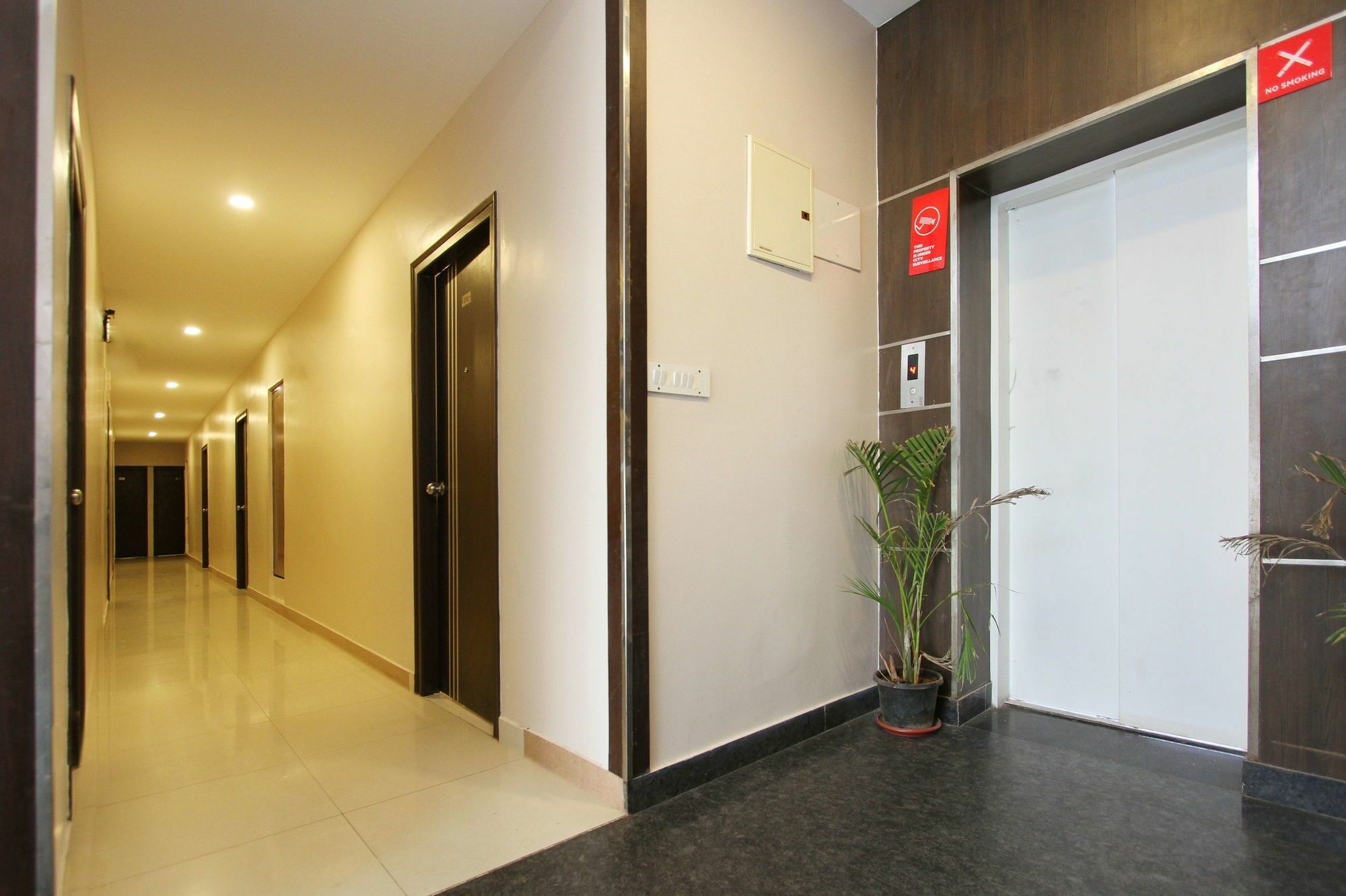 Oyo 7463 Leo Suites Bengaluru Zewnętrze zdjęcie